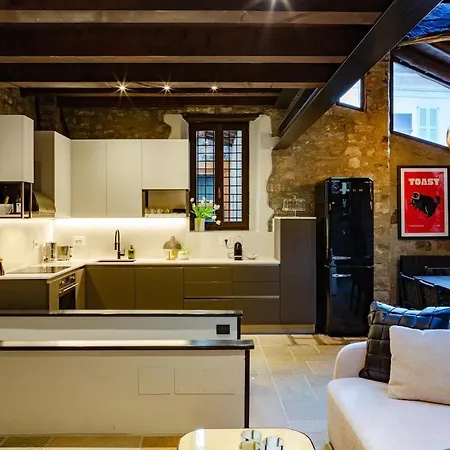 Διαμέρισμα Loft 15 Torno-design Comfort Parking Steps To
